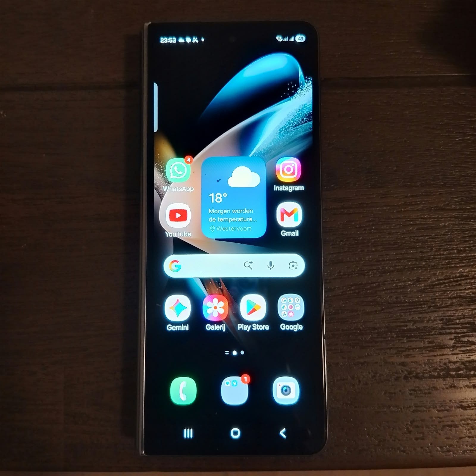 Samsung FOLD 4.   İ.N.S.  Geen enkel krasjes of dergelijks., Ophalen of Verzenden, Zo goed als nieuw