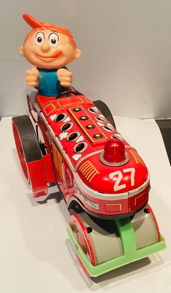Oude Blikken Tractor,Wals ,battery toy,Bandai,Japan, Ophalen