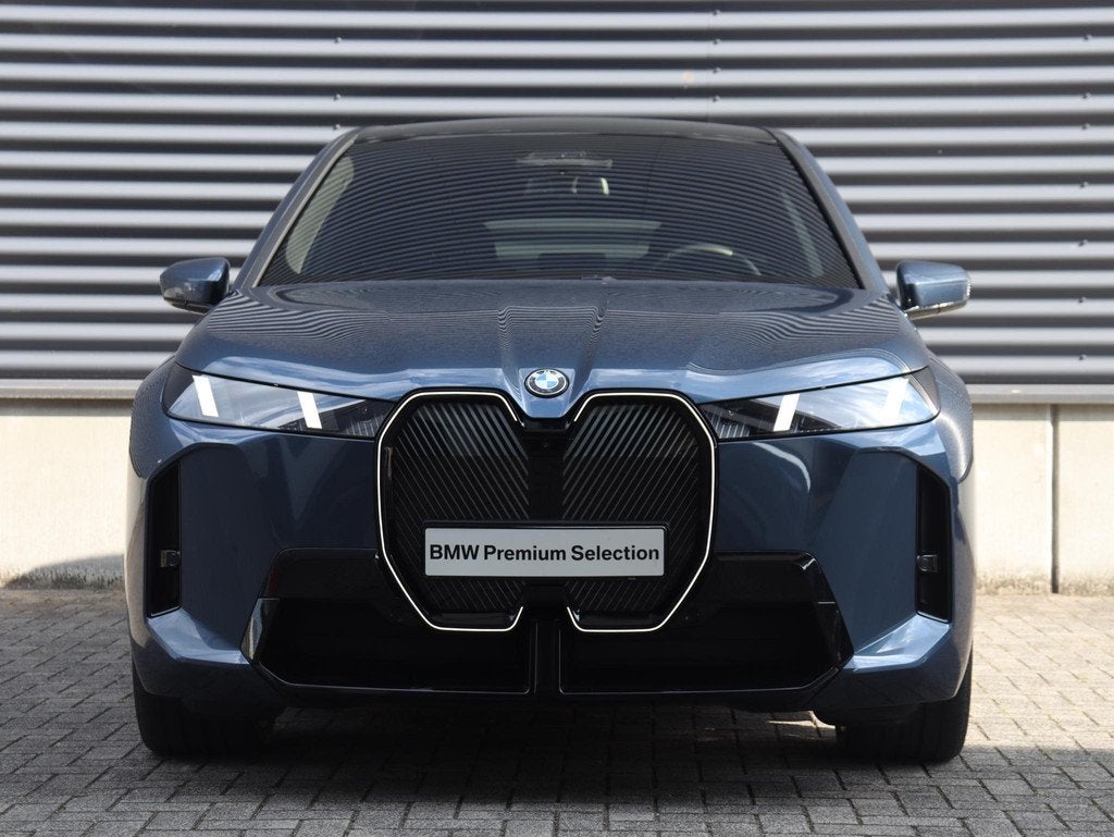 BMW iX xDrive45 | M Sportpakket | Innovation Pack | Driving, Auto's, BMW, Automaat, Stof, Gebruikt, Met garantie (alle)