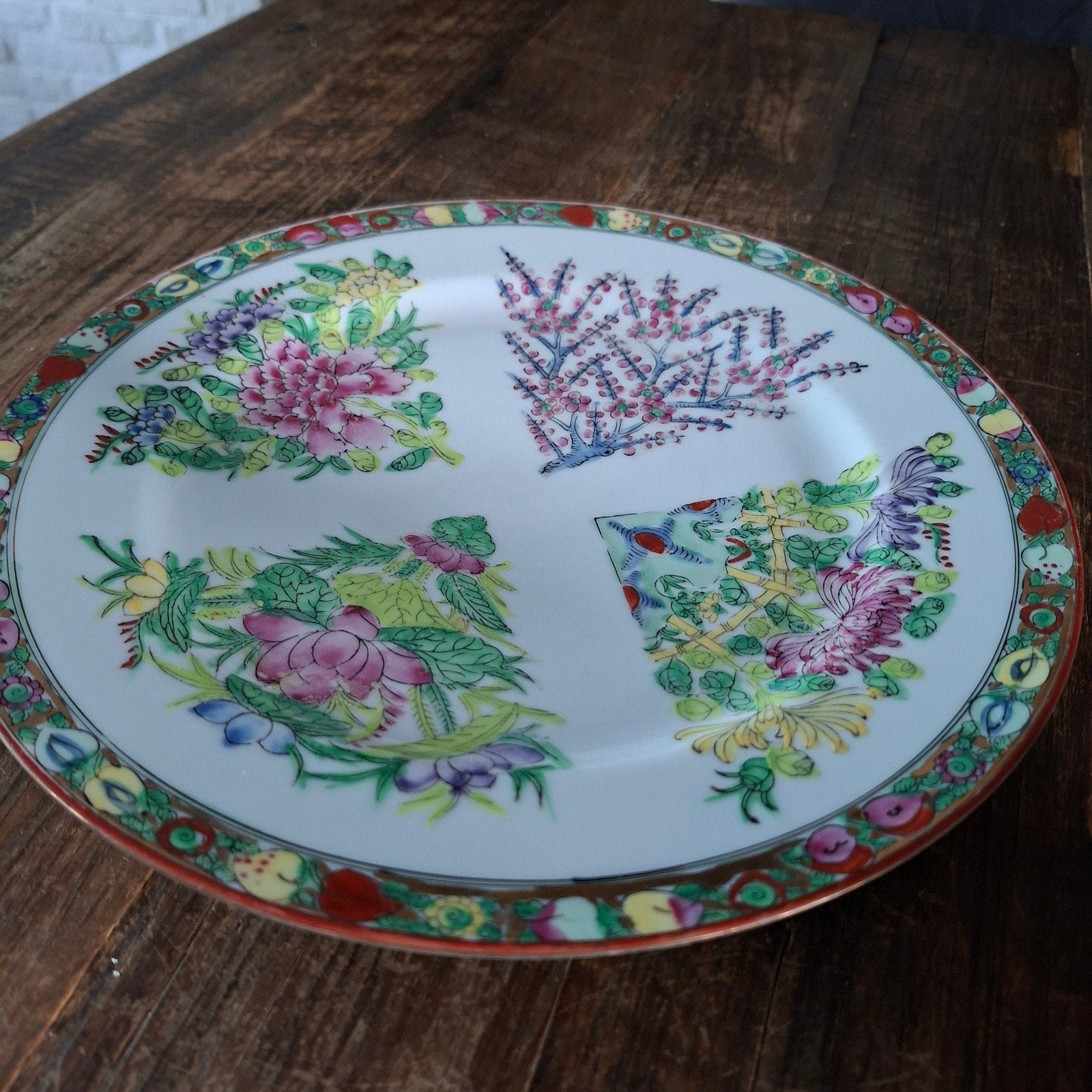 Chinees bord Gemerkt 26 cm groot, Antiek en Kunst, Ophalen of Verzenden