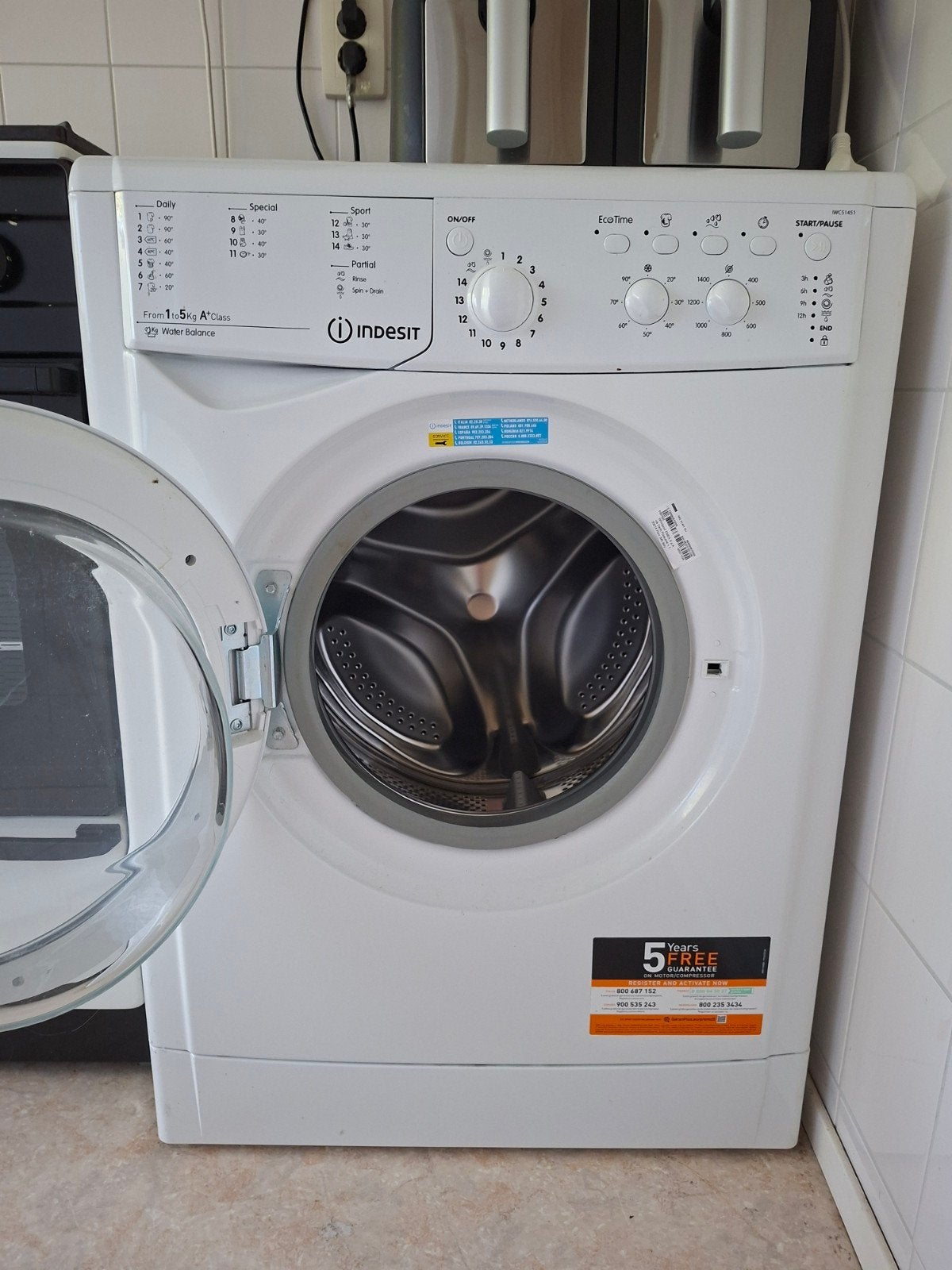 Indesit IWC 51451 wasmachine, Ophalen, 1200 tot 1600 toeren, Gebruikt, 4 tot 6 kg
