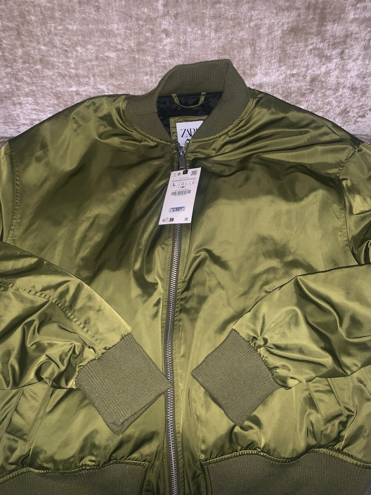 Zara Bomberjack Maat L - Nieuw met kaartjes, Ophalen of Verzenden, Nieuw, Maat 42/44 (L), Groen