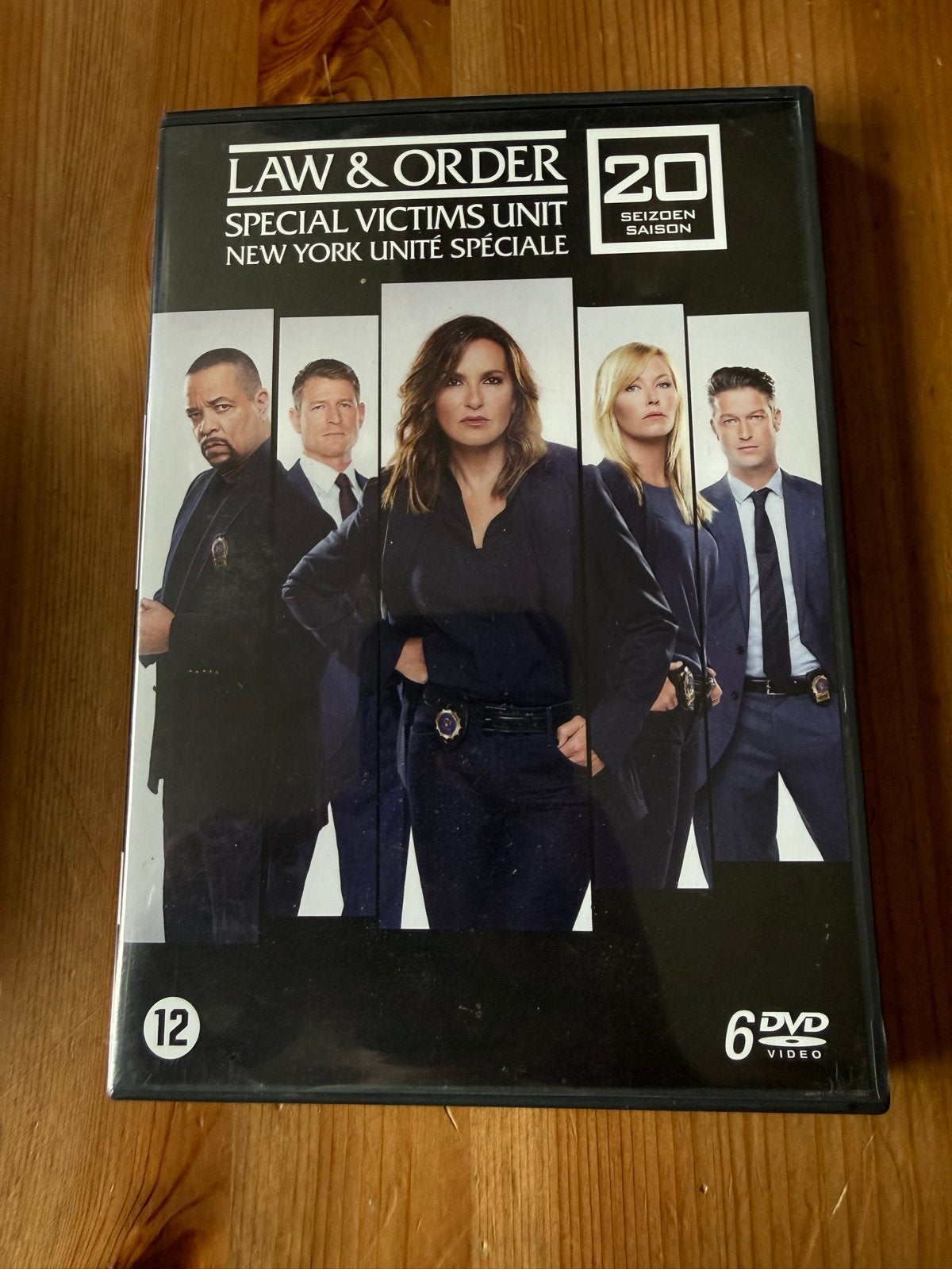 Law & Order: Special Victims Unit - complete Seizoen 20 dvd, Nederlands, Vanaf 12 jaar, Gebruikt, Engels