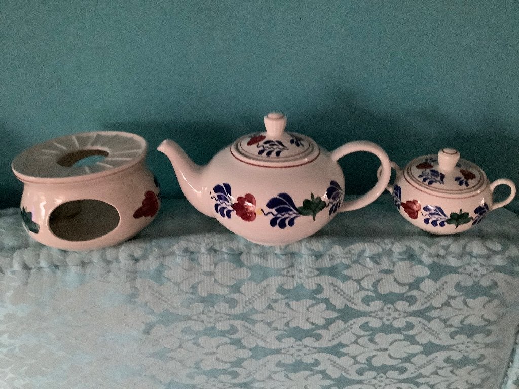 Boerenbont theepot, theelicht en suikerpot . Bieden, Ophalen, Landelijk/Boerenbont, Nieuw, Royal Boch