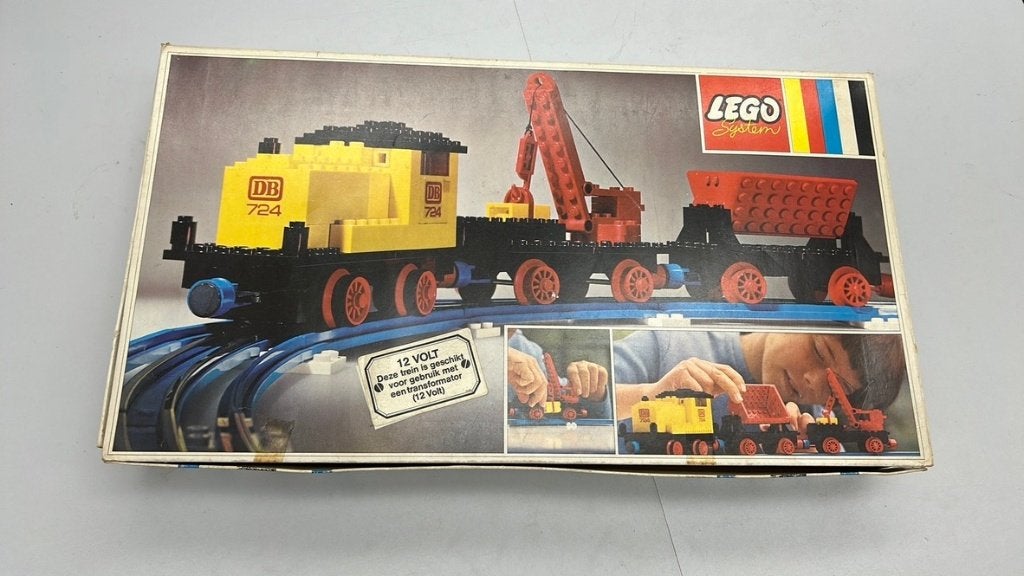 SB2636 Lego trein 12v 724 compleet + boekje + doos, Ophalen of Verzenden, Gebruikt