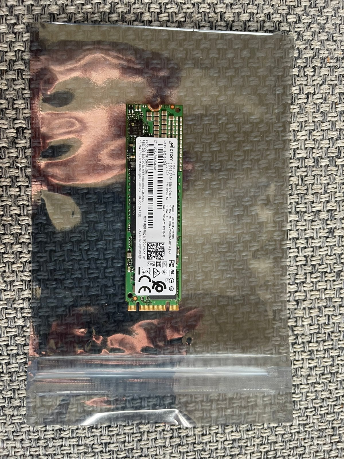 Micron 1100 256GB M.2 2280 M.2 SATA SSD – Getest Goed, Computers en Software, Intern, Ophalen of Verzenden, Zo goed als nieuw
