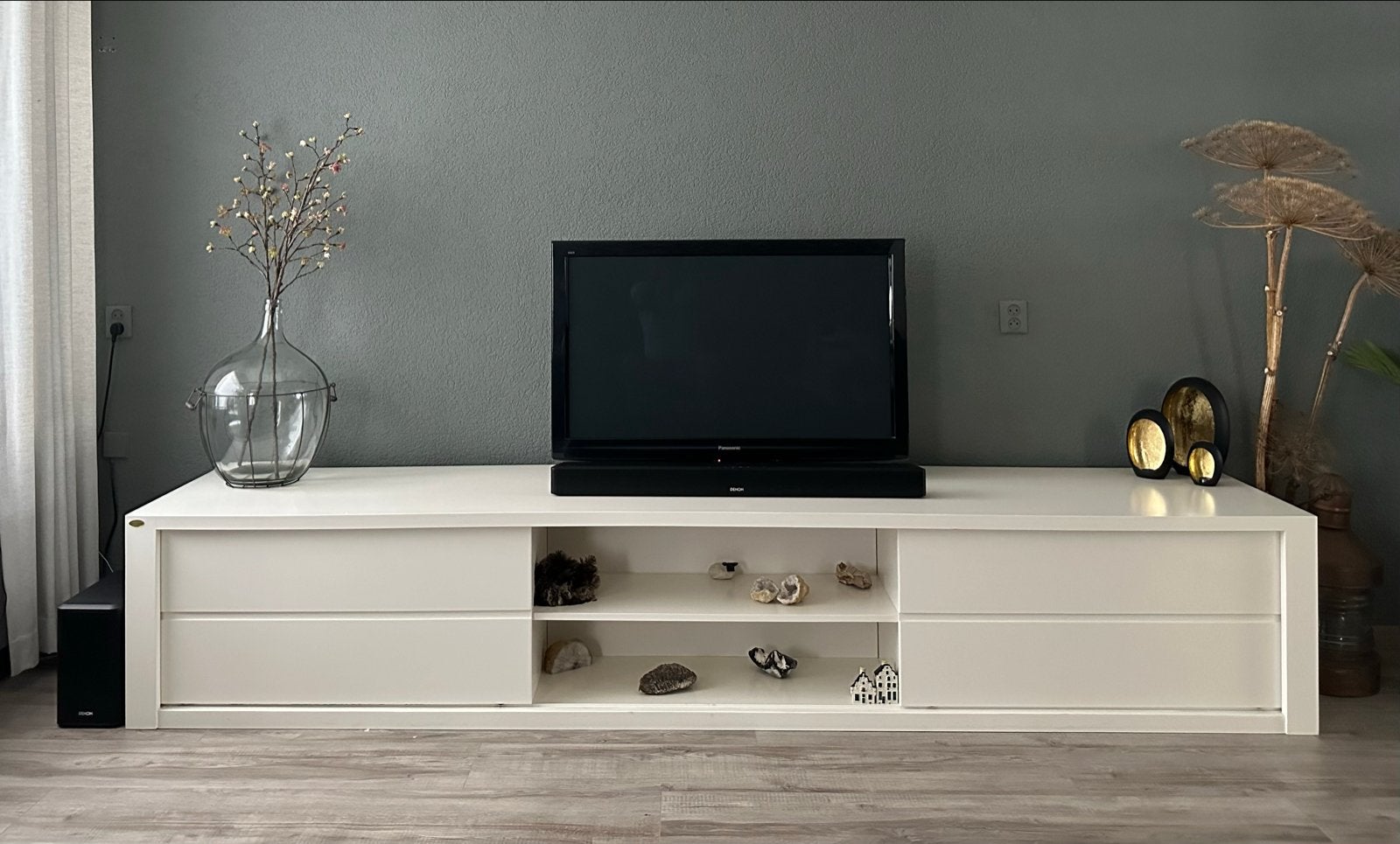 Strak wit tv-meubel van Popke Postma, 300cm breed, Ophalen, Zo goed als nieuw, 200 cm of meer, Minder dan 100 cm