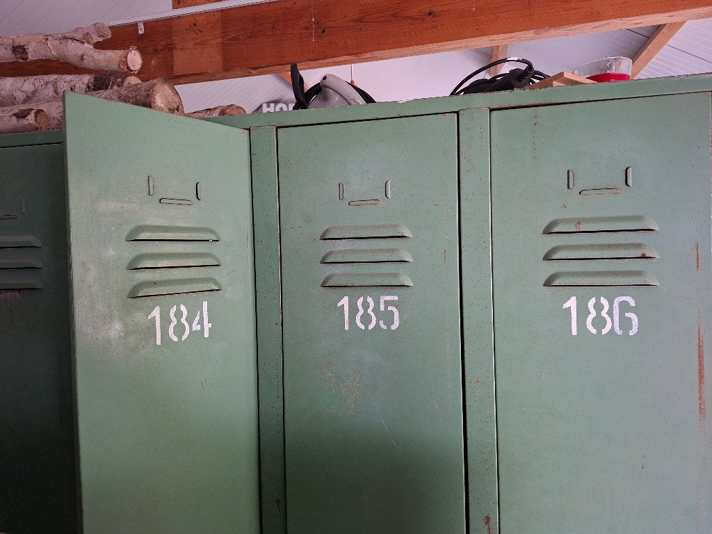 Lockerkast, Ophalen, Gebruikt