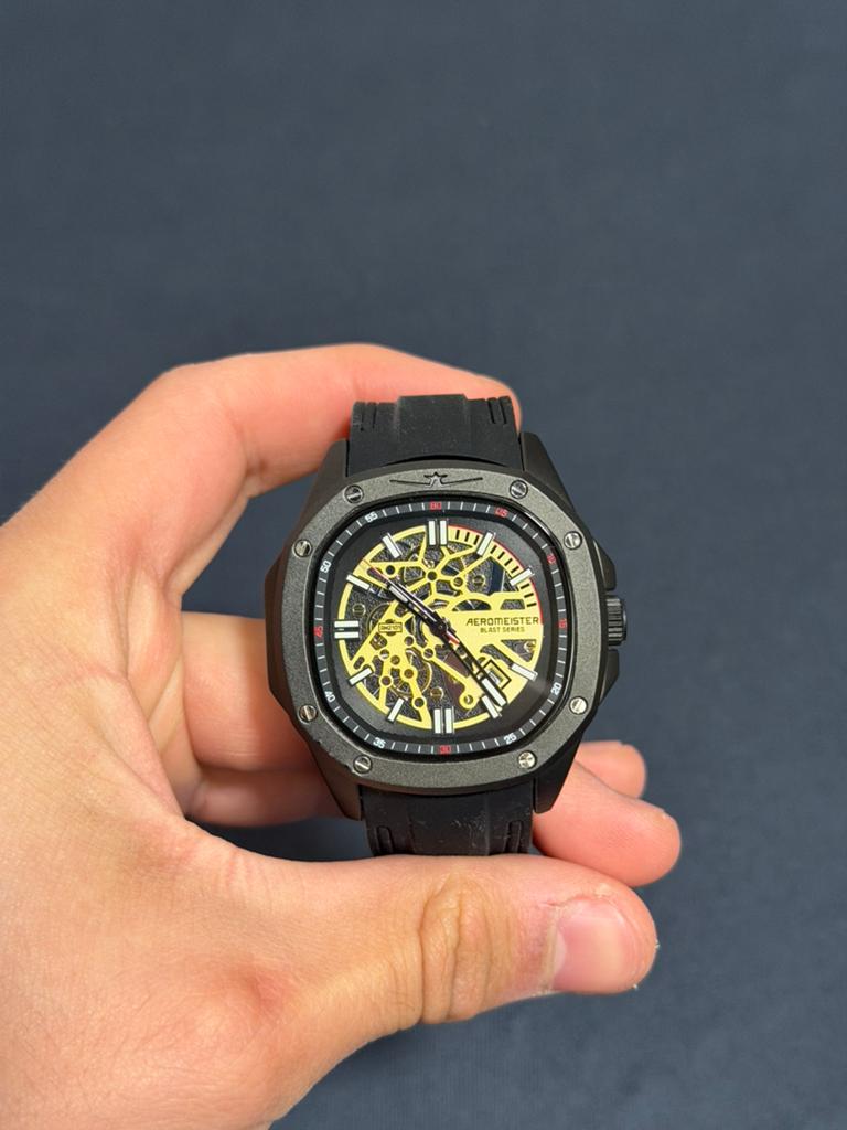 Aeromeister blast series horloge, Ophalen of Verzenden, Zo goed als nieuw, Polshorloge