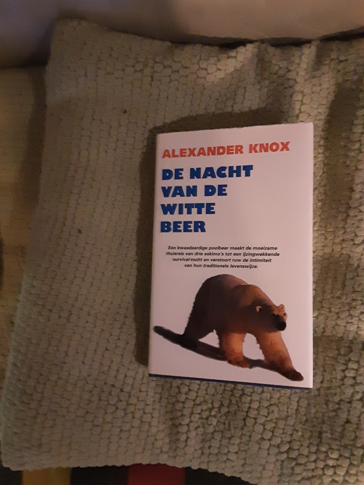Alexander Knox----De nacht van de witte beer, Ophalen of Verzenden, Zo goed als nieuw, Alexander Knox, Amerika
