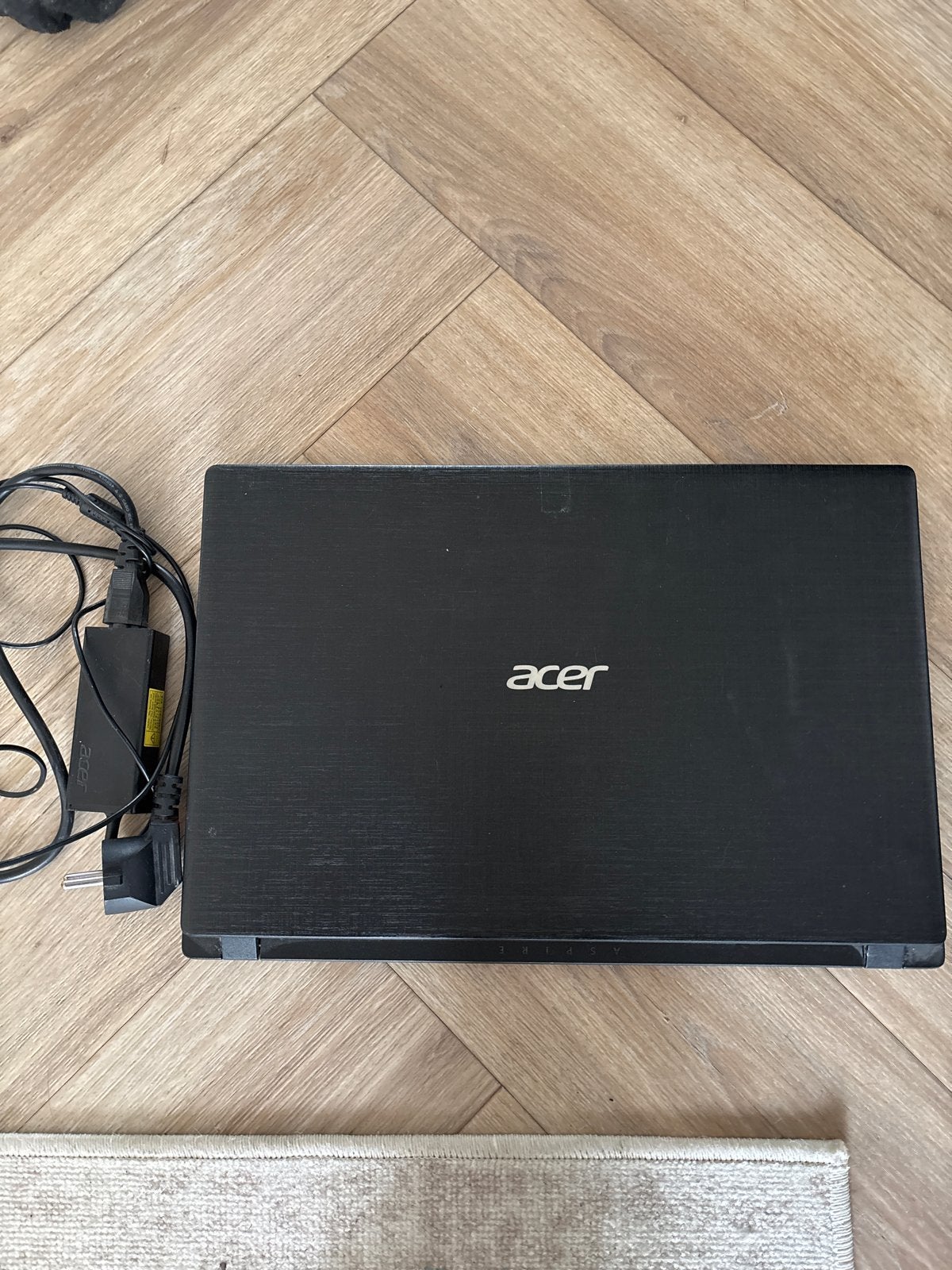 Acer aspire 3 A315-51-35WL Laptop zwart met oplader, Computers en Software, Windows Laptops, Ophalen, Gebruikt, 2 tot 3 Ghz, 15 inch