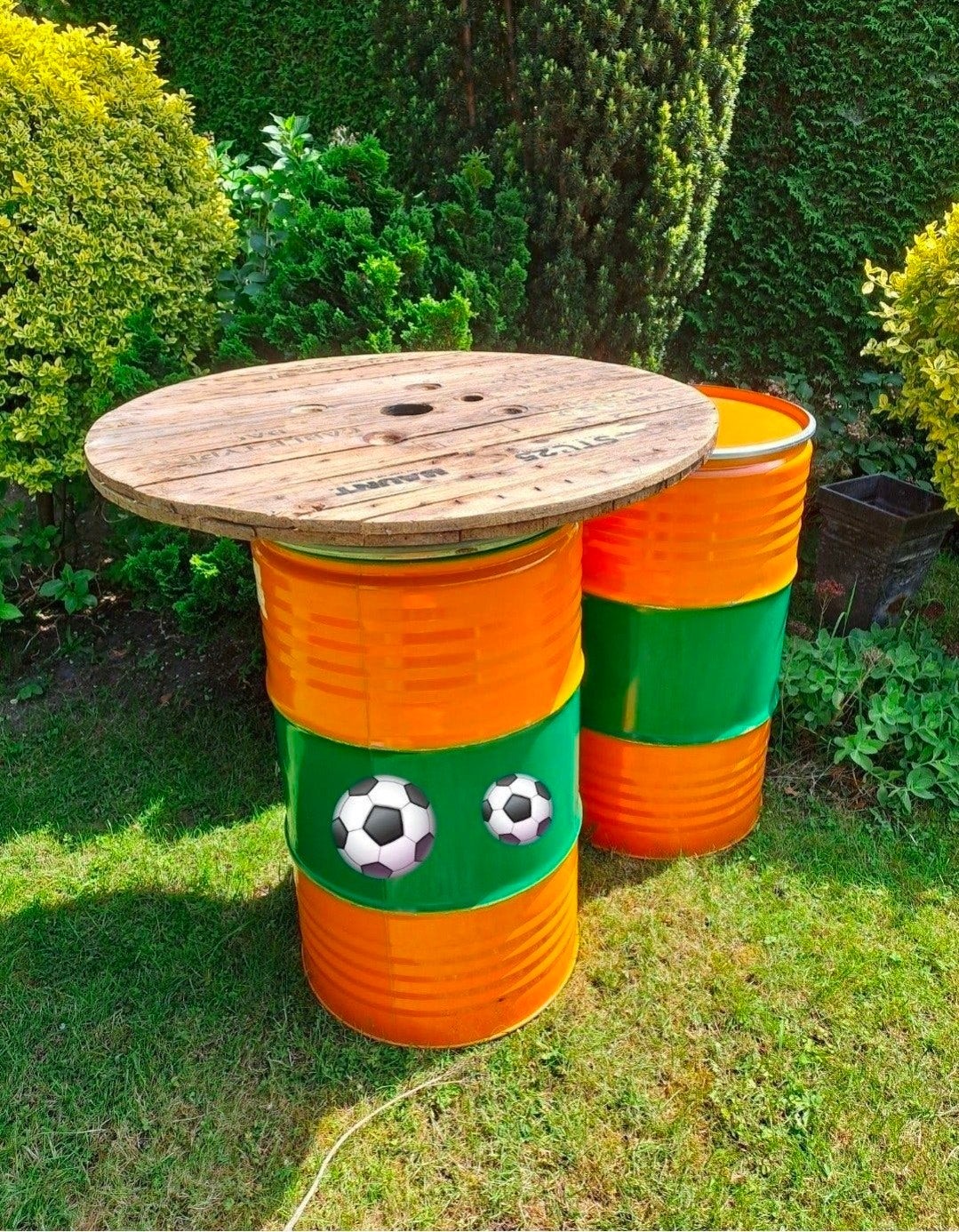 Statafel van 200 liter vat Oranje groen van €75 nu voor €60,, Ophalen, Zo goed als nieuw