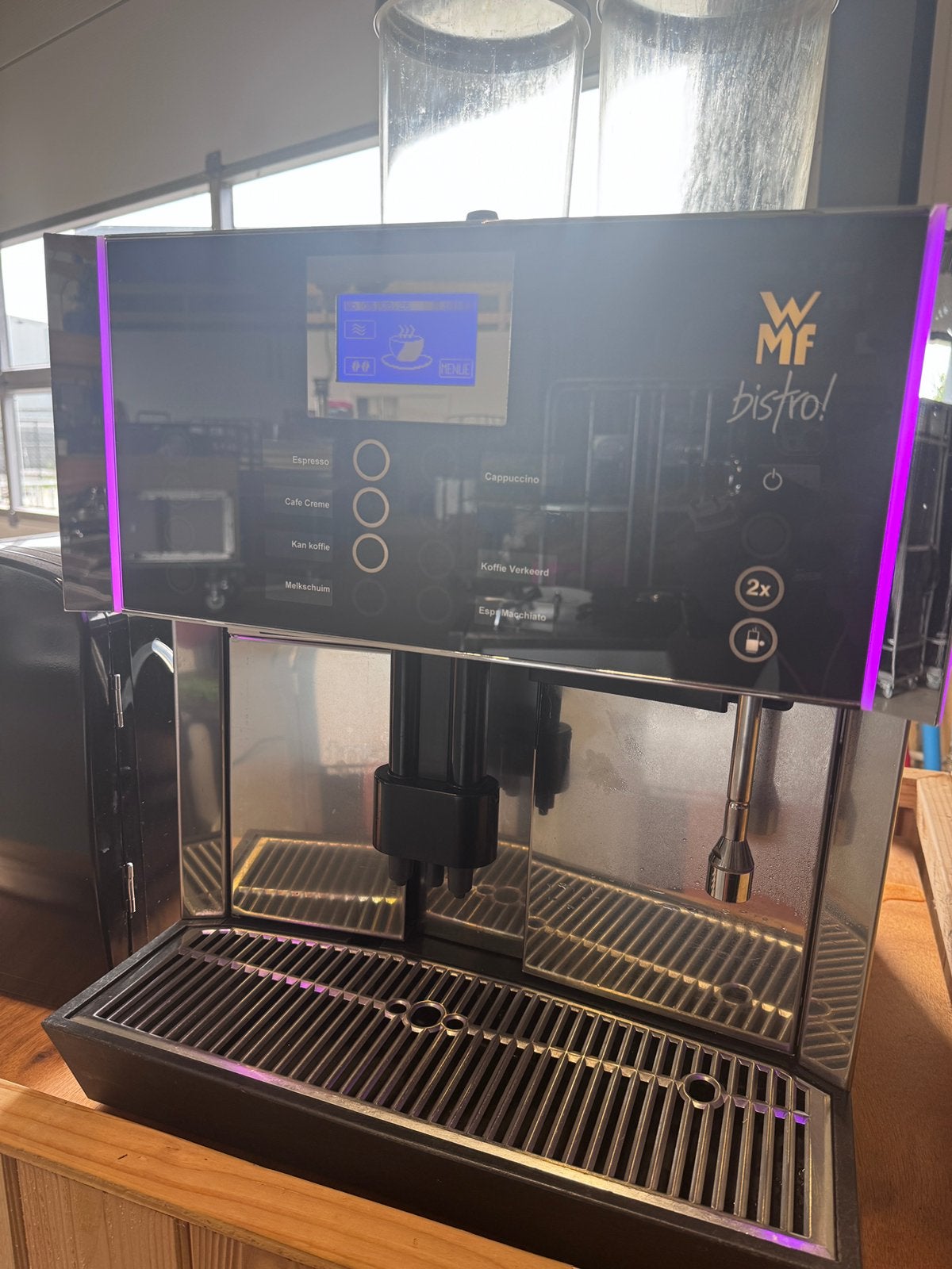 WMF bistro vol automaat koffiemachine, Ophalen, Zo goed als nieuw
