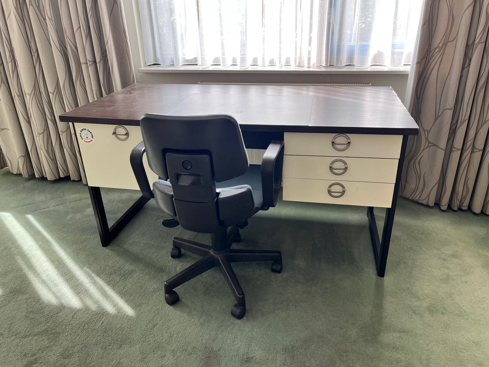 GRATIS Bureau met stoel B 151,5 x D 75 x H 74,5, Huis en Inrichting, Ophalen, Gebruikt, Hout, 151 cm