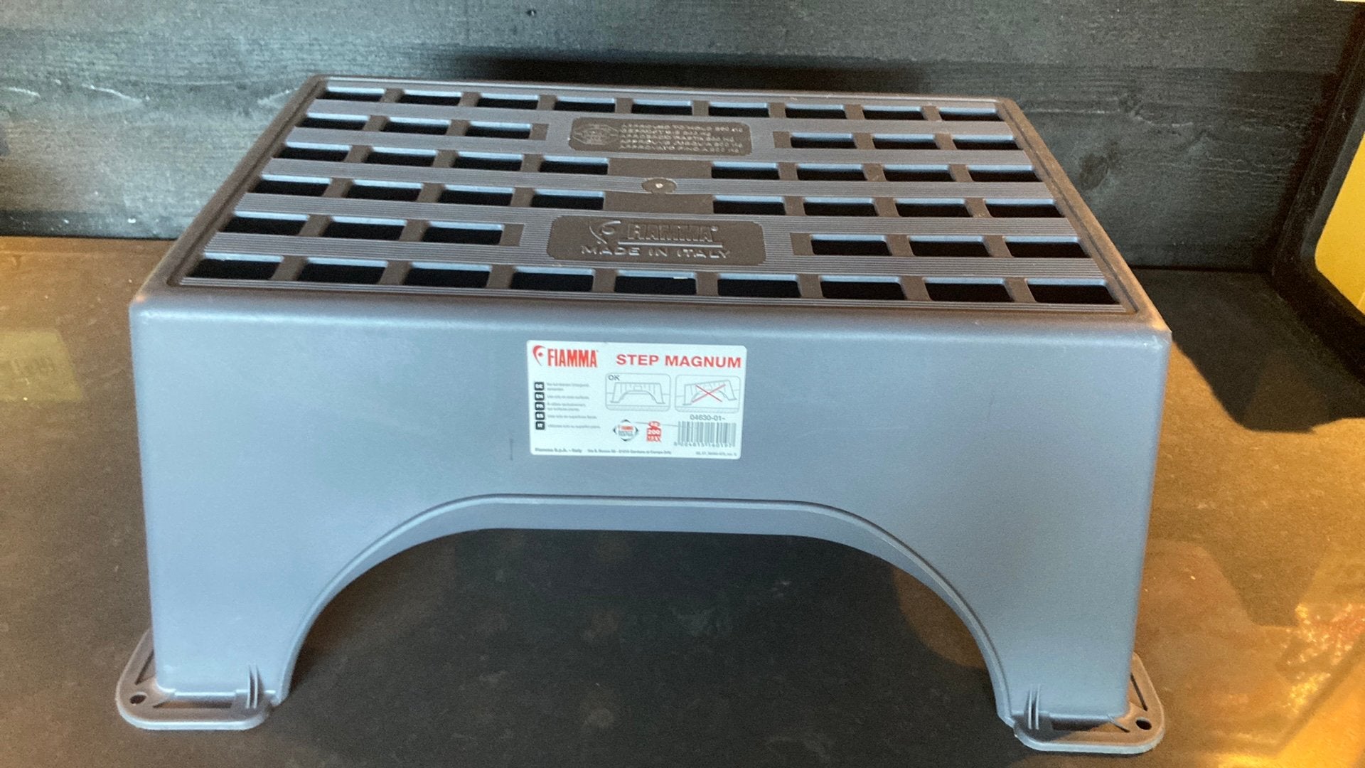 Fiamma step magnum / opstap grijs / caravan, Ophalen, Zo goed als nieuw