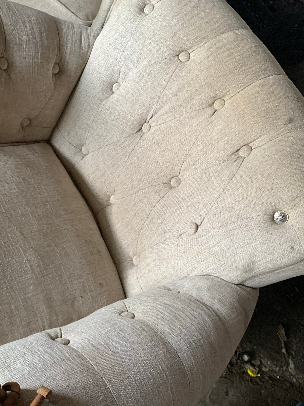 Riviera Maison Fauteuil - Crèmekleurig met knopen, Huis en Inrichting, Fauteuils, Ophalen, Gebruikt, Stof, 75 tot 100 cm