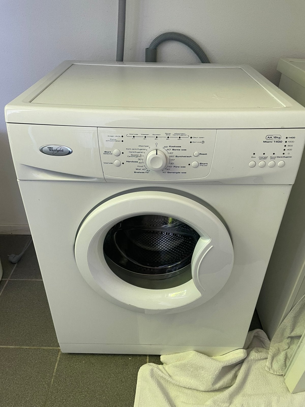 Wasmachine whirpool, Witgoed en Apparatuur, Wasmachines, Zo goed als nieuw, 85 tot 90 cm, 1200 tot 1600 toeren, Ophalen