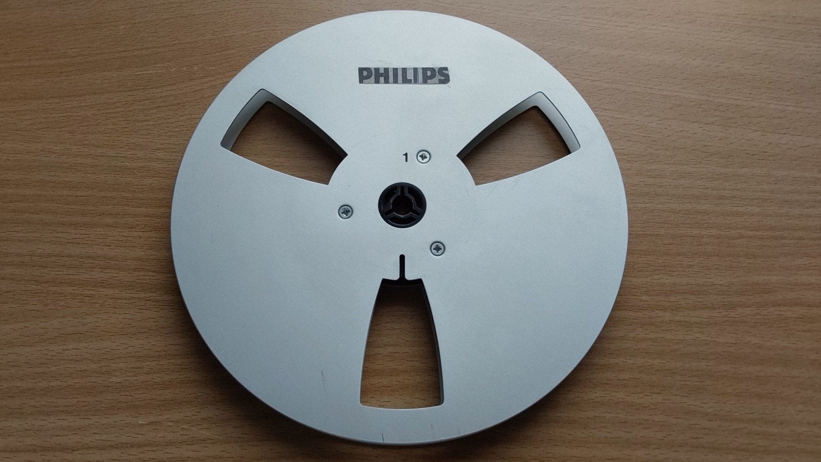 Aluminium Metalen Bandrecorder 18cm spoel in nieuwstaat ., Audio, Tv en Foto, Bandrecorders, Ophalen of Verzenden