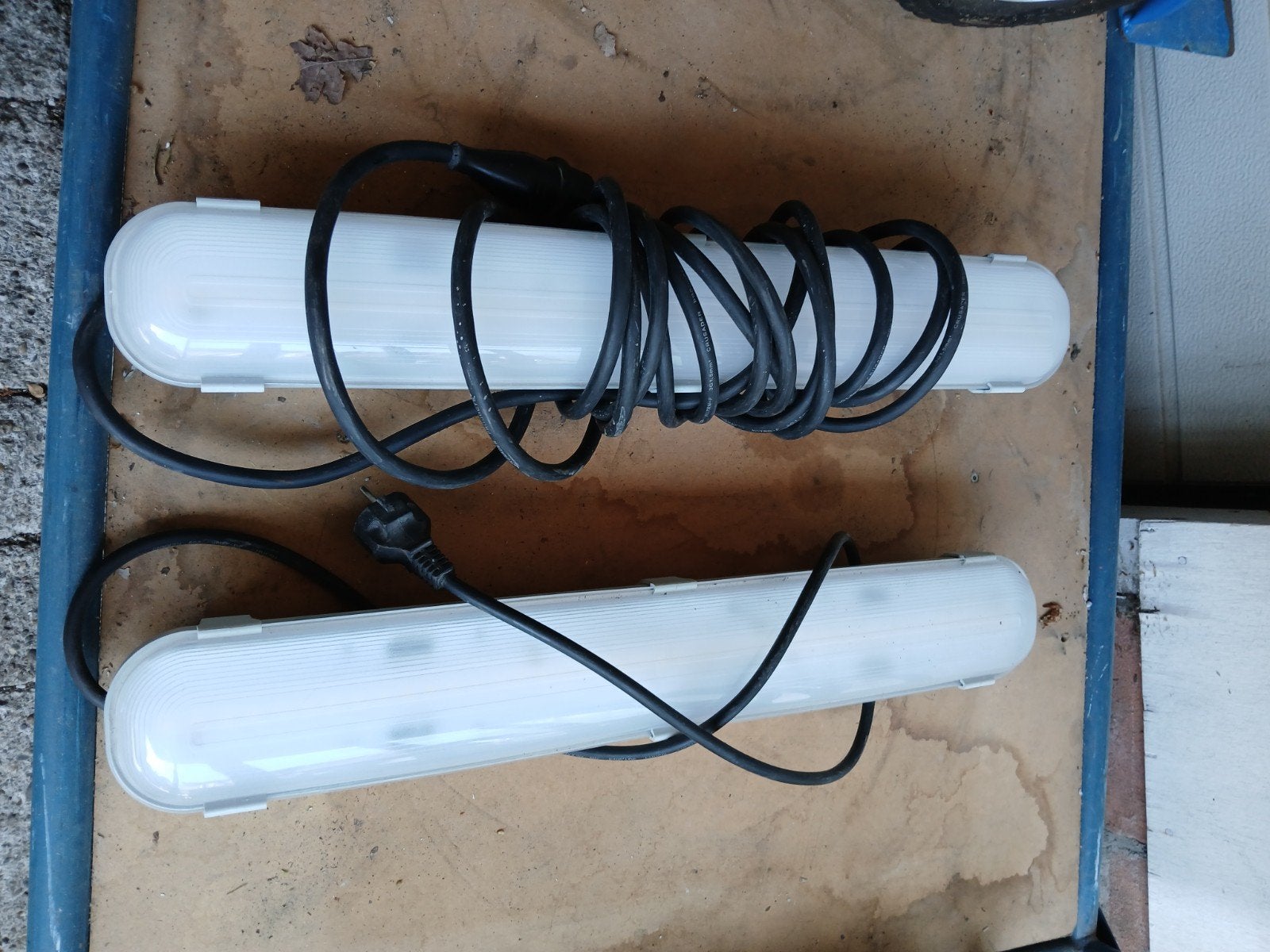Set van 2 bouwlampen - Ideaal voor werkplaats of bouw, Ophalen, Gebruikt, 50 tot 200 watt, Lamp met armatuur