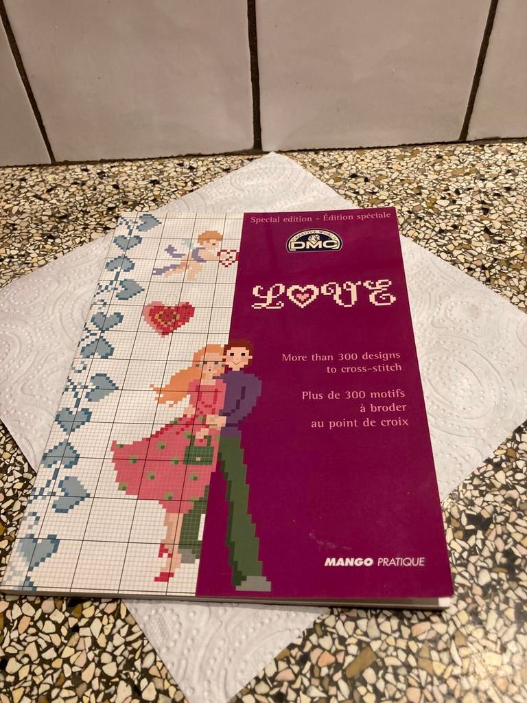 Borduur boekje, Ophalen of Verzenden, Zo goed als nieuw, Patroon