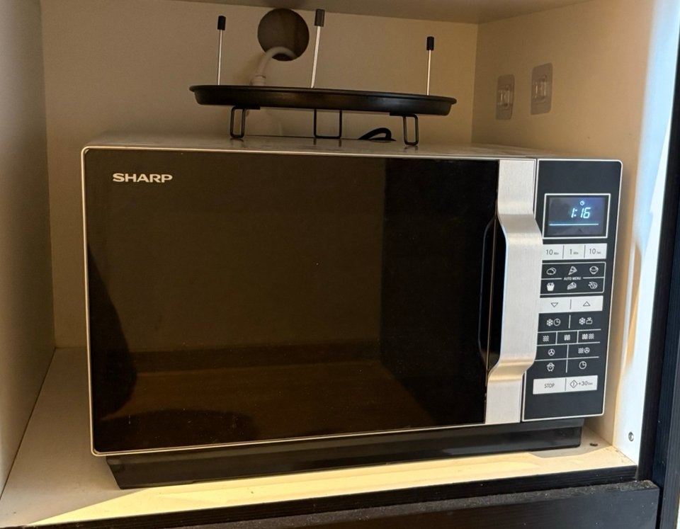Magnetron - SHARP Combimagnetron R860S - Zo goed als nieuw, Ophalen, Combimagnetron, Hete lucht, Zo goed als nieuw