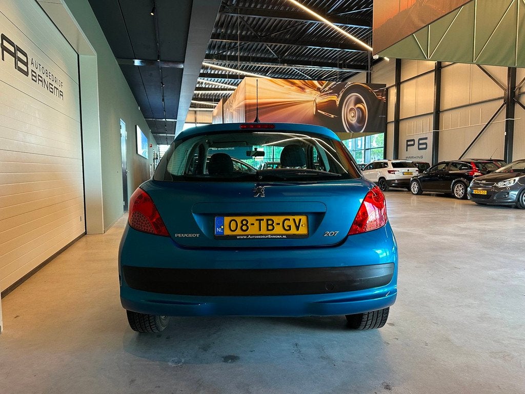 Peugeot 207 1.4-16V 3-DEURS XR-uitv|TREKHAAK|ISOFIX|STUURBEK, Auto's, Voorwielaandrijving, Stof, Zwart, 4 cilinders