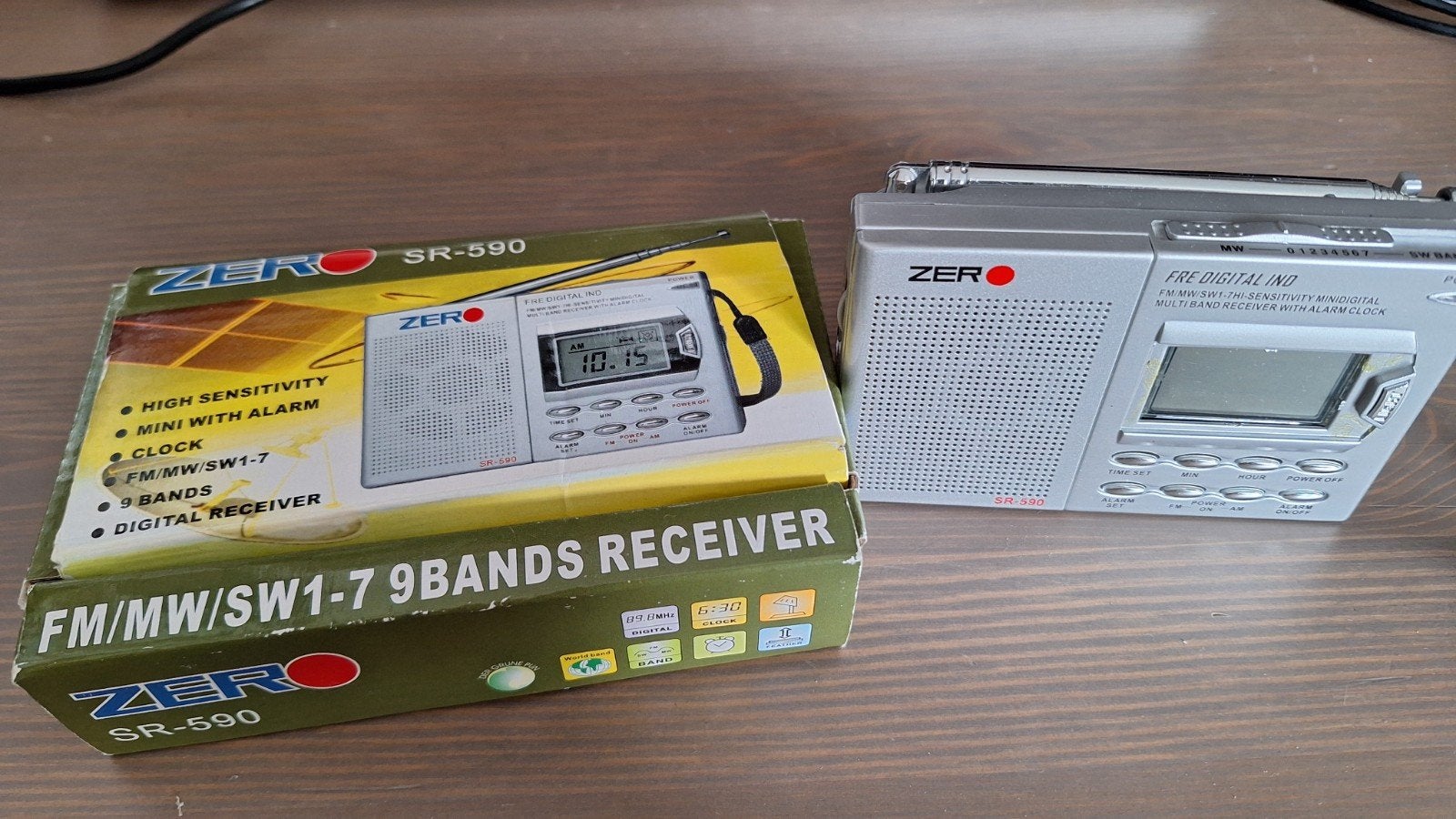ZERO SR-590 Wereldontvanger - FM/MW/SW1-7 9-bands, Ophalen, Gebruikt, Wereldontvanger