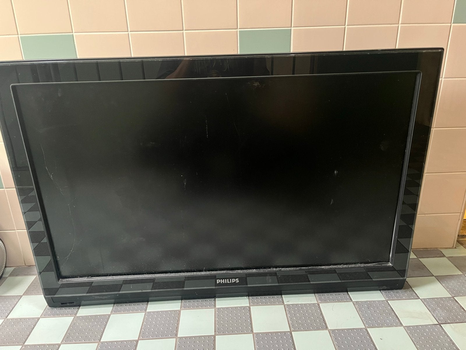 Wellicht defecte philips tv, Ophalen, Philips, Gebruikt, 50 Hz