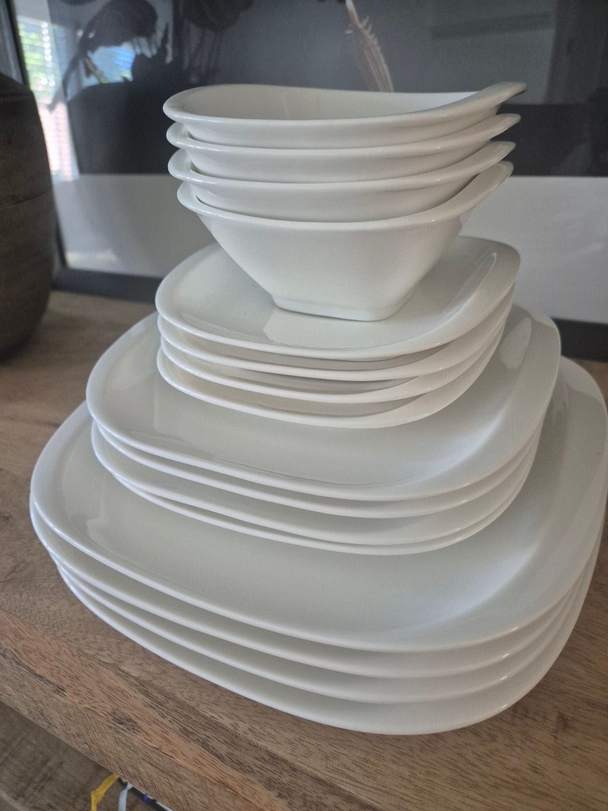 Nieuw Dam&Squito servies 4x4= 16 delig, Ophalen, Keramiek, Nieuw, Bord(en)