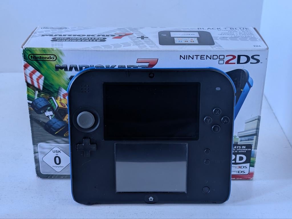 Nintendo 2DS Mario Kart Editie In Doos Lees Beschrijving, Ophalen of Verzenden, Gebruikt, Blauw, 2DS
