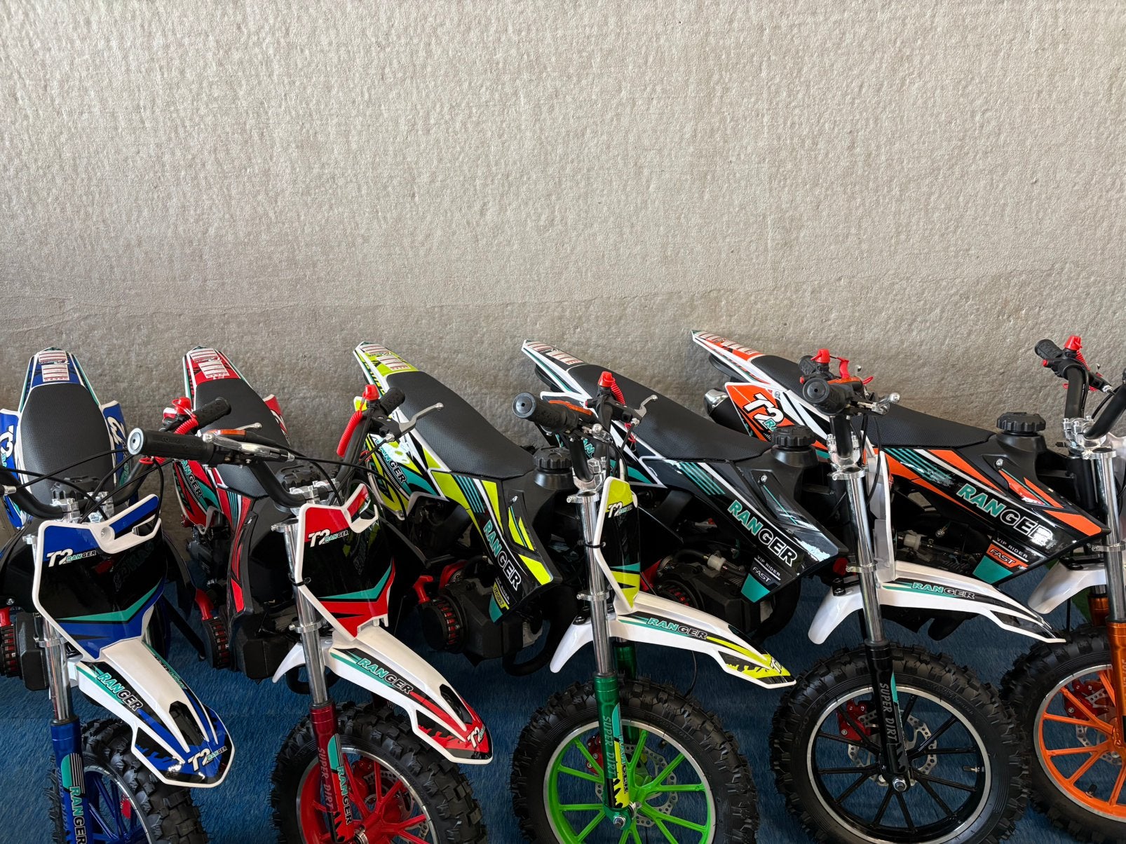 Nieuwe 49CC mini kinder crossmotoren in 5 kleuren, Ophalen, Massakassa, Nieuw, Ranger