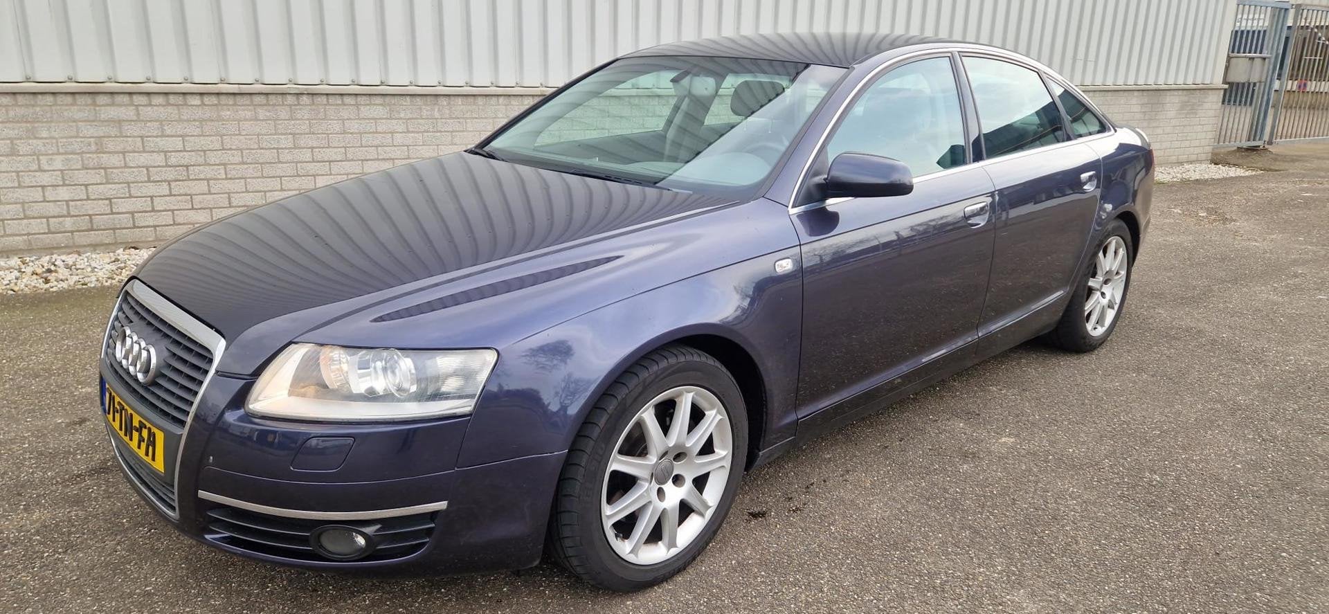 Audi A6 Limousine 3.2 FSI quattro, Auto's, Audi, Automaat, Gebruikt, 1655 kg, Bedrijf