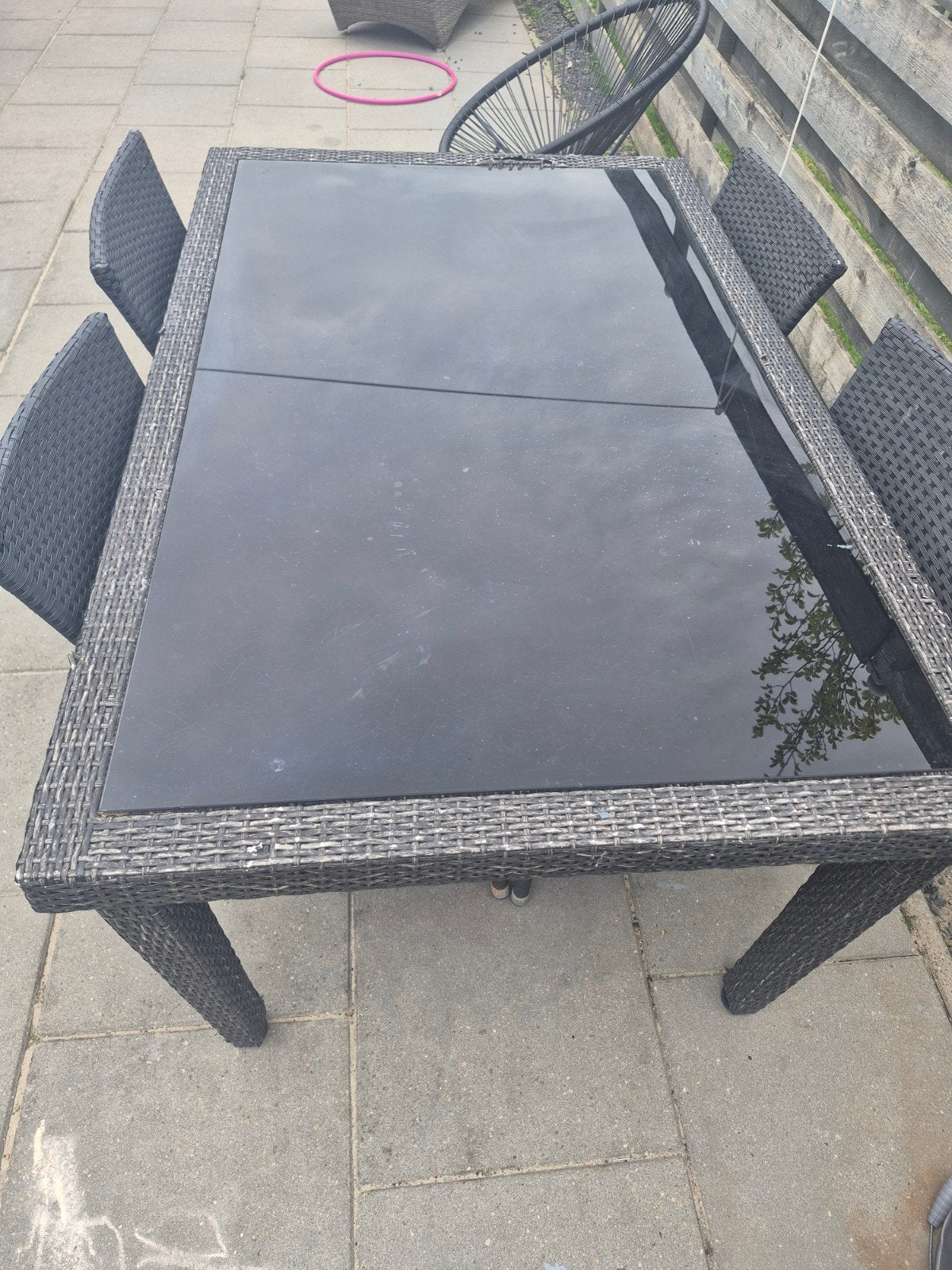 Buiten tuintafel met stoelen - Gebruikt, Ophalen, 4 zitplaatsen, Gebruikt, Wicker