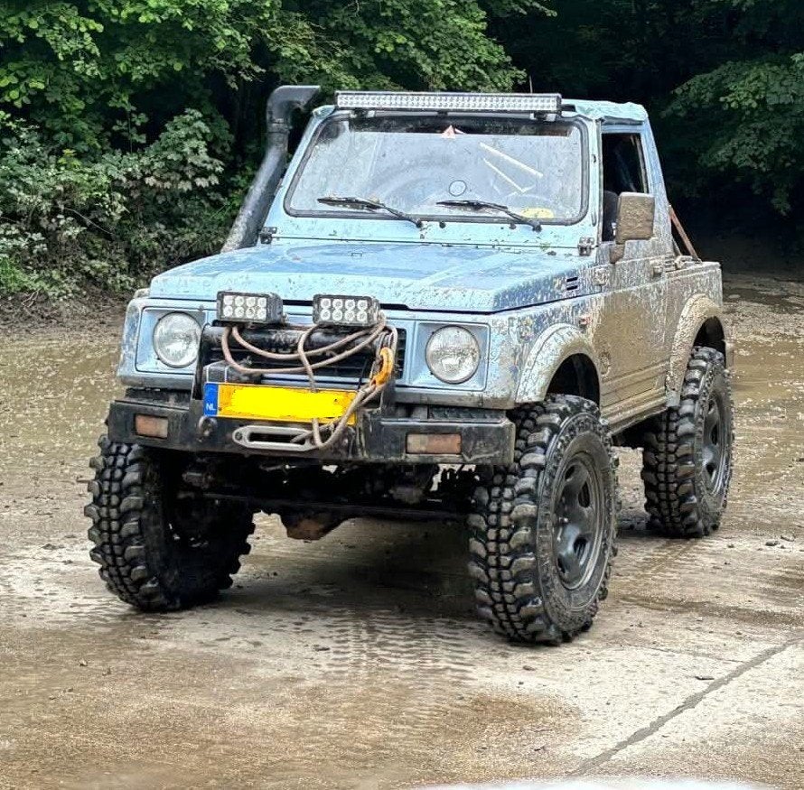 Lierbumper met sleepogen voor Suzuki Samurai, Auto-onderdelen, Ophalen of Verzenden, Voor, Suzuki, Bumper