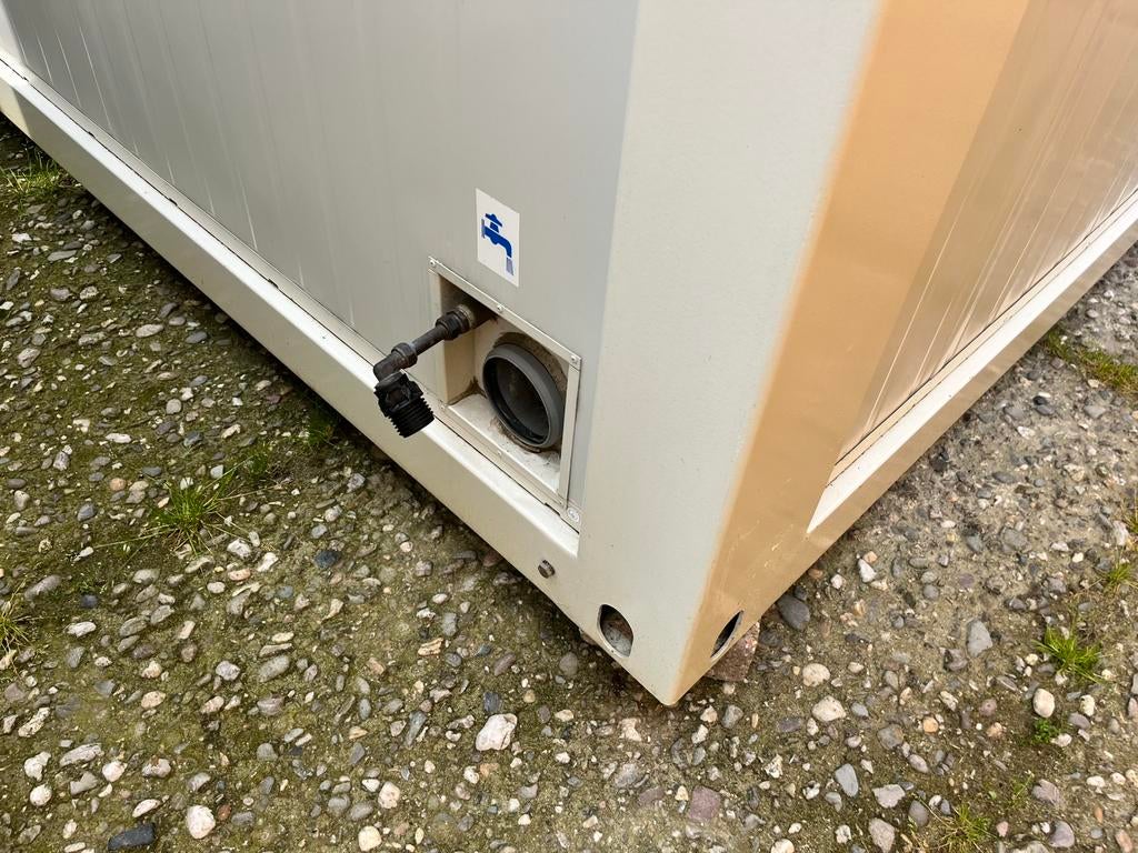 TE HUUR | Sanitair units | Toilet units, Ophalen of Verzenden