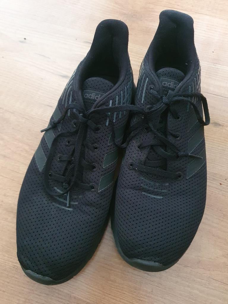 Maat 9,5 (42,5) Adidas sneakers zwart, Kleding | Heren, Schoenen, Ophalen of Verzenden, Gedragen, Zwart
