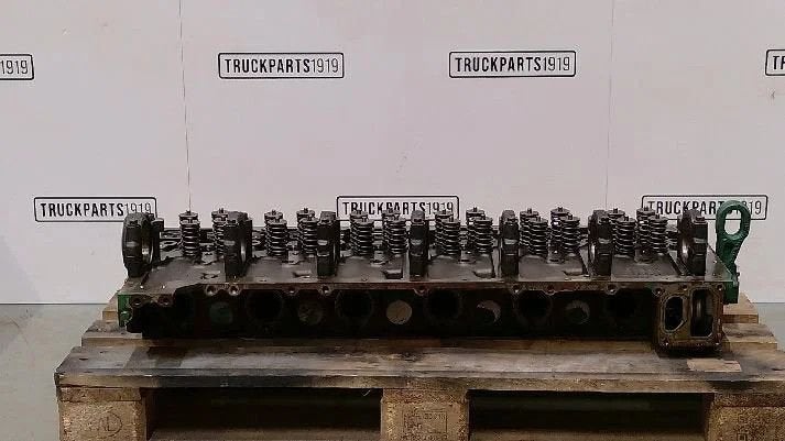 Volvo Engines & Parts Cilinderkop Volvo D11K430, Ophalen, Gebruikt, Volvo, Motor en Toebehoren