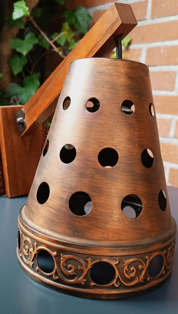 vintage wandlamp ''brutalist" in de stijl van Nanny Still, Ophalen of Verzenden, Gebruikt, Overige materialen, Design wandlamp  in de stijl van Nanny Still - Mc Kinny -60s
