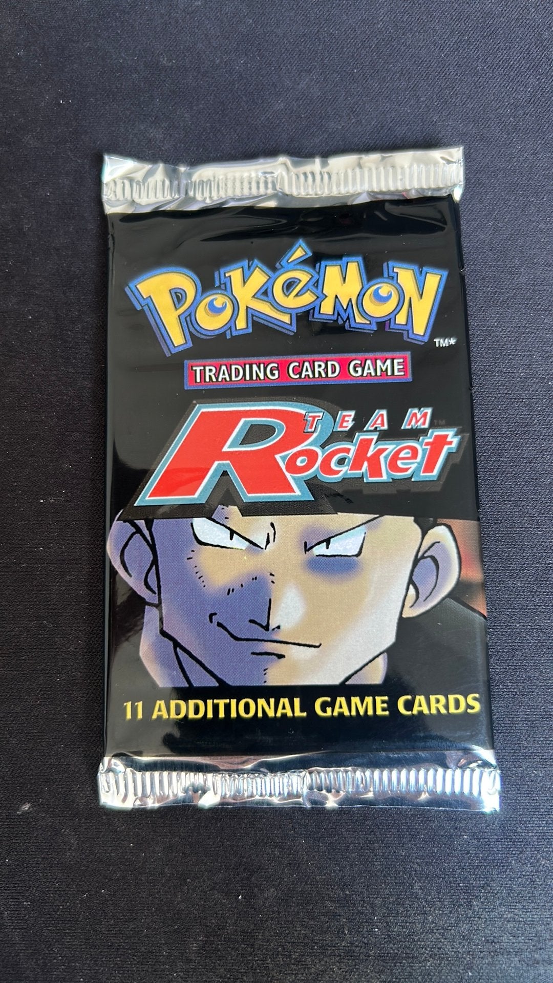 Pokémon - Team Rocket boosterpack Giovanni, Ophalen of Verzenden, Zo goed als nieuw, Booster