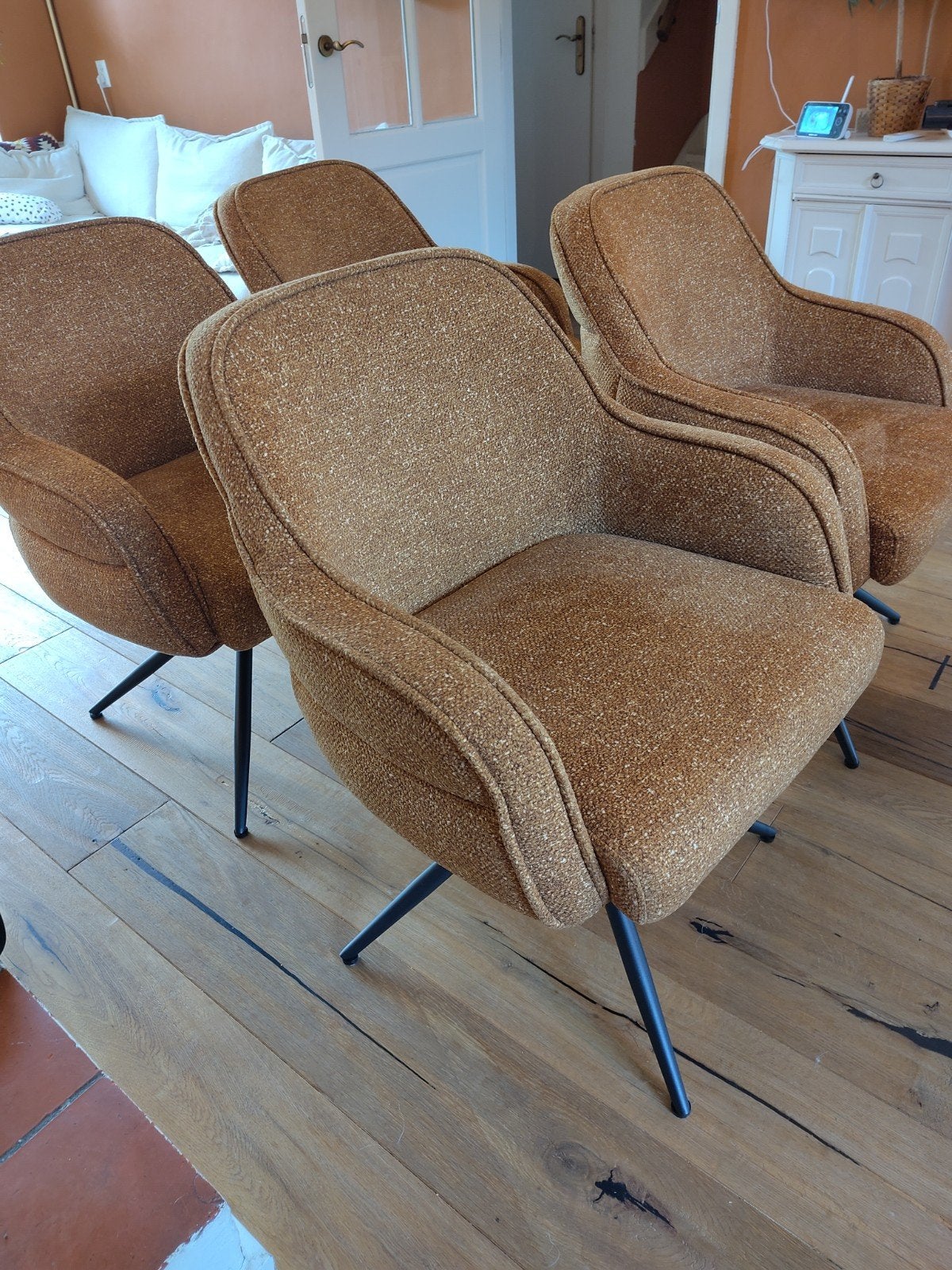 Set vier okergele eettafelstoelen, Huis en Inrichting, Ophalen, Overige kleuren, Zo goed als nieuw, Vier