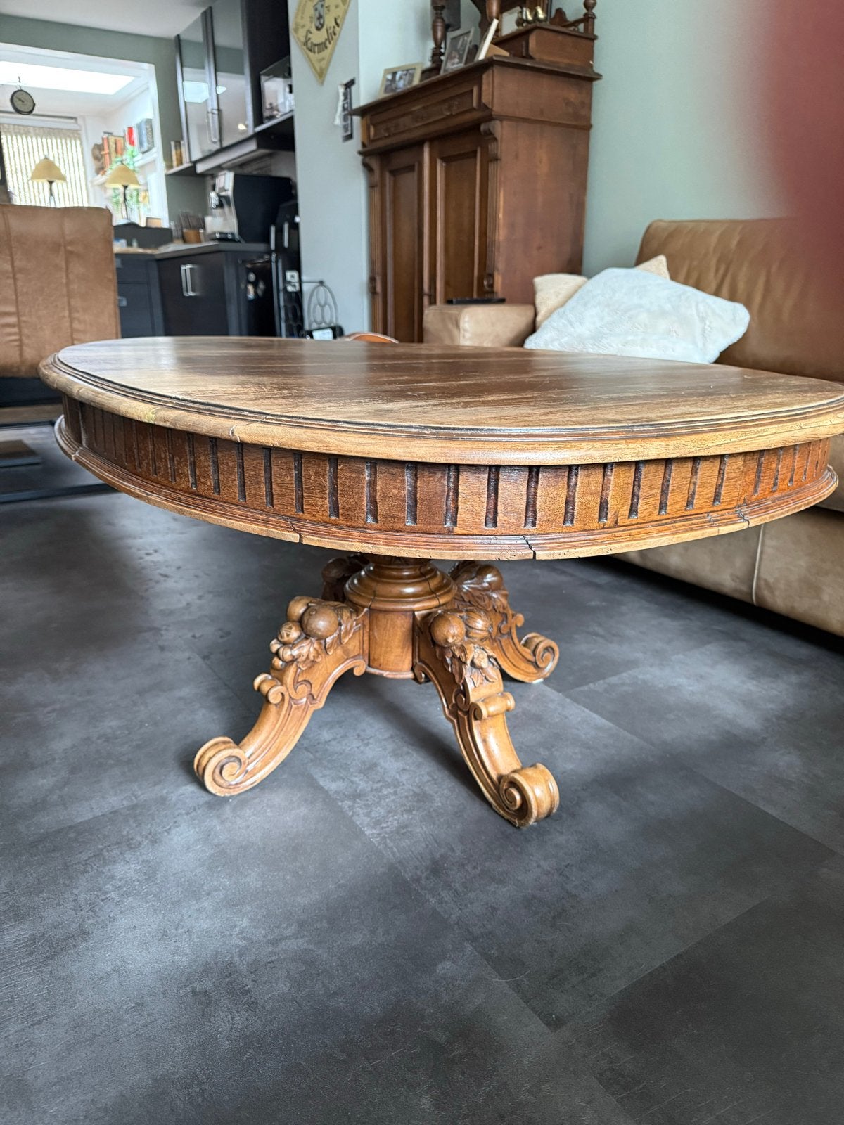 Antieke Ovale Salontafel - 110x85x55 cm, Ophalen