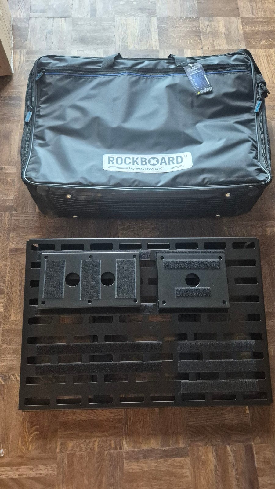 Pedal board Rockboard CINQUE 5.2 B
with Gig Bag, Muziek en Instrumenten, Effecten, Ophalen, Zo goed als nieuw
