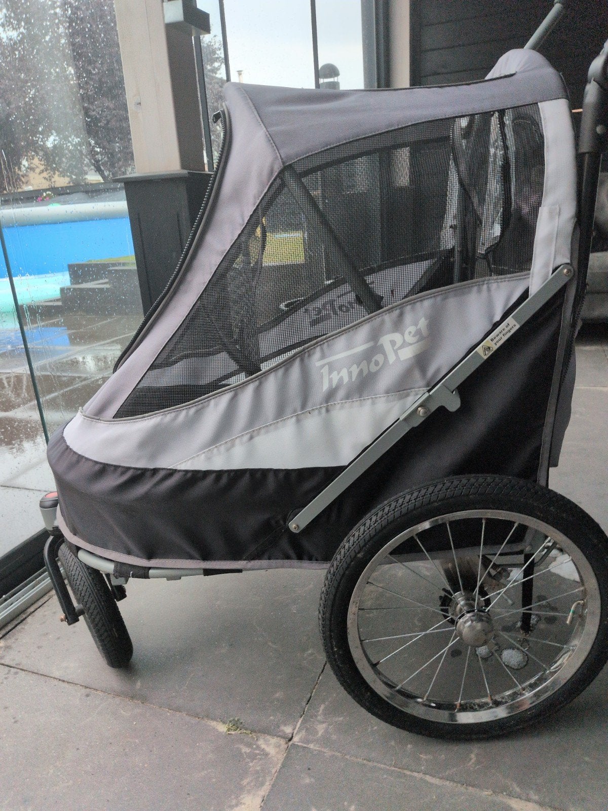 honden kar, Innopet, Ophalen, Zo goed als nieuw, Hondenbuggy