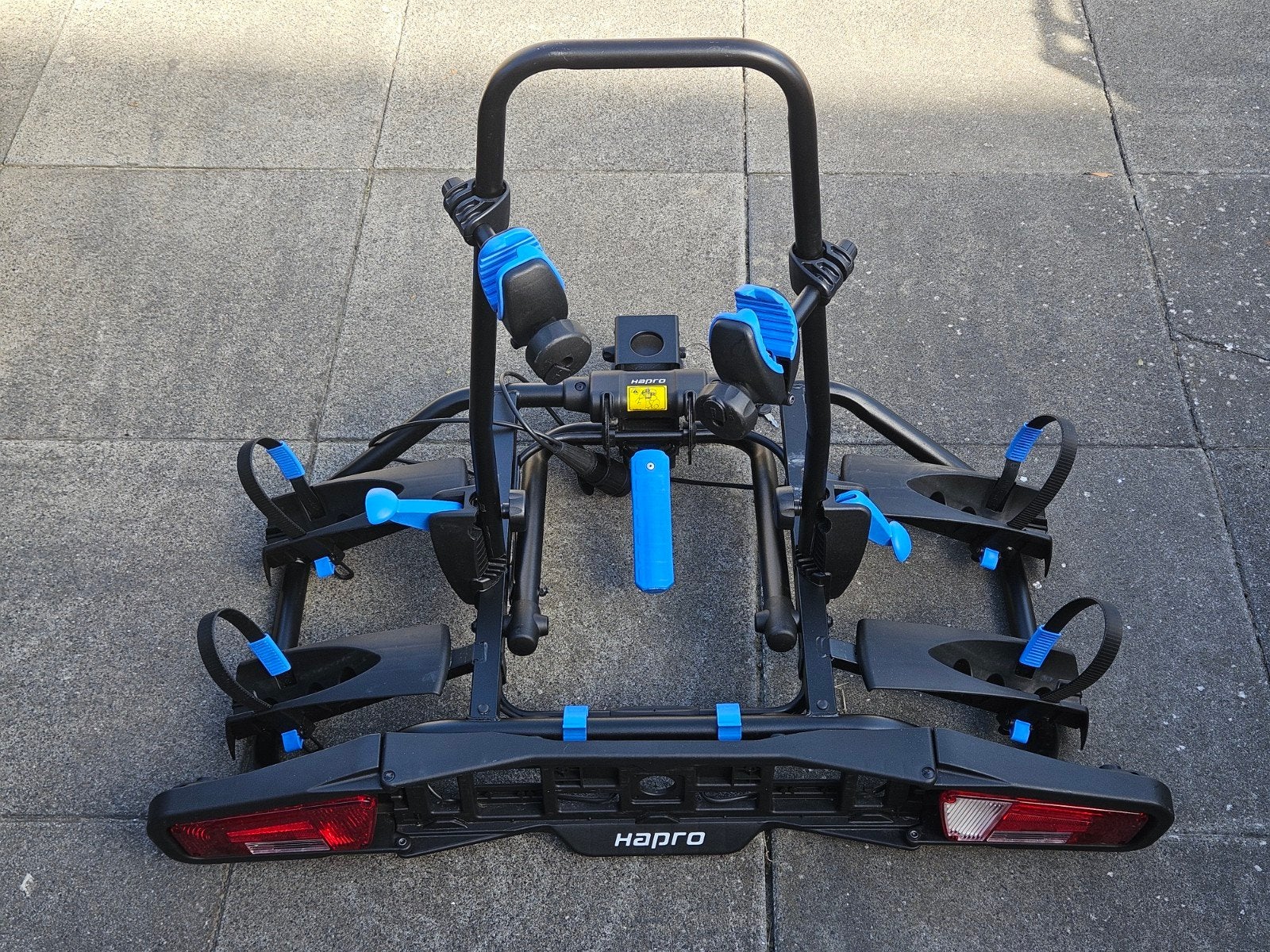Hapro - Hapro Atlas 2 Premium Blue E bike Fietsendrager, Ophalen, Zo goed als nieuw, 2 fietsen, Trekhaakdrager