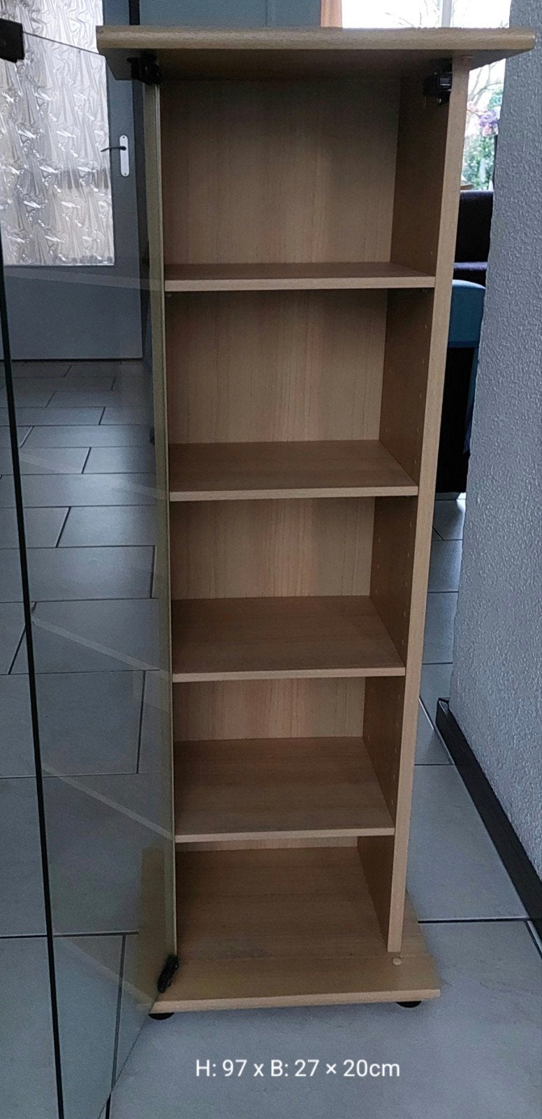 Vitrinekast voor €25
Afmetingen:97x27x20cm, Ophalen of Verzenden, Zo goed als nieuw