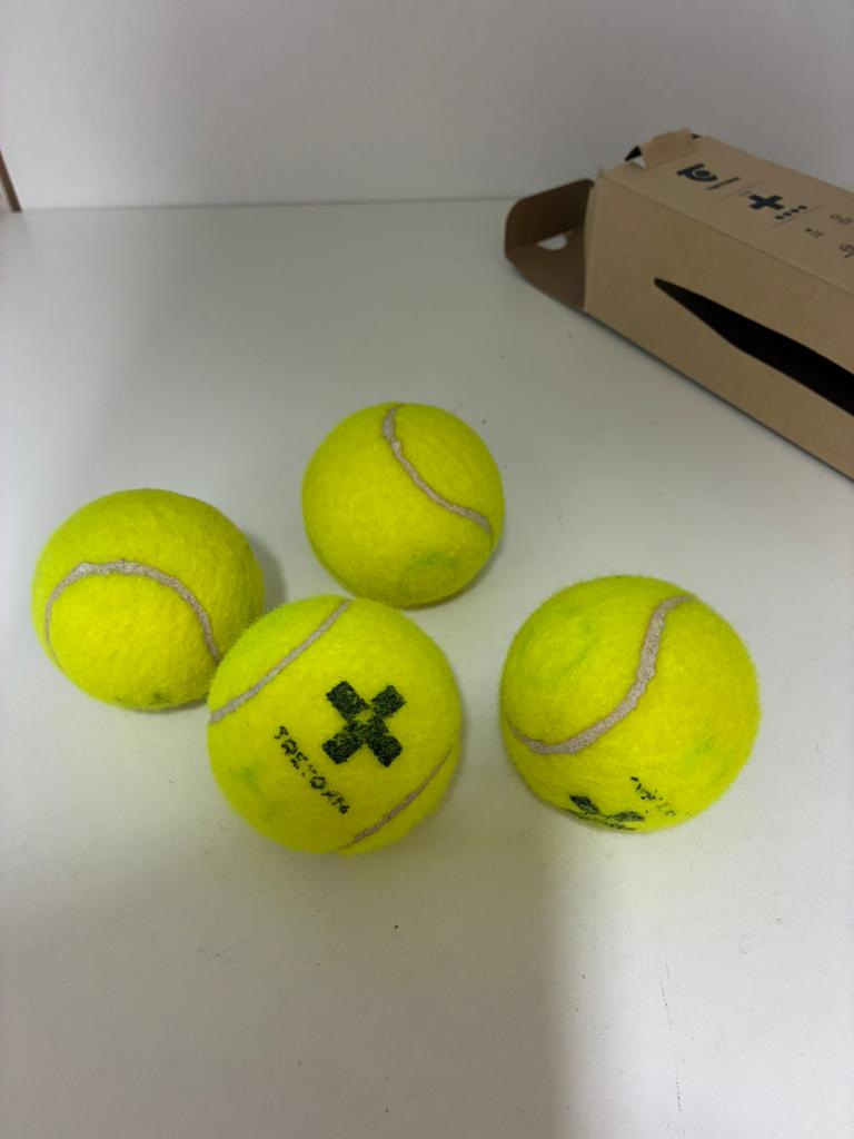 Tretorn Plus 4 Pack Yellow Tennis Ballen in doos, Overige merken, Ballen, L00, Ophalen of Verzenden