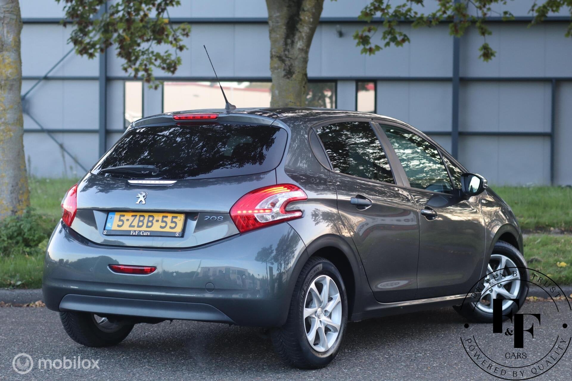 Peugeot 208 1.2 PureTech Blue Lease|NAP|Navi|Cruise|PDC, Voorwielaandrijving, Stof, Gebruikt, 1199 cc