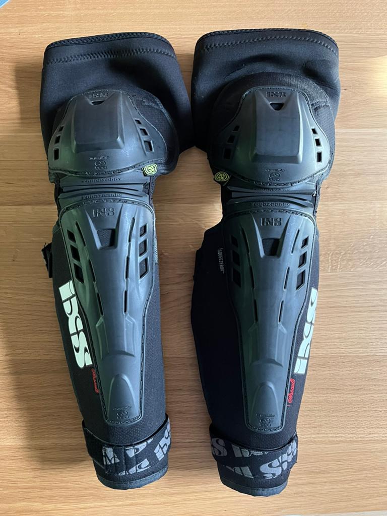 IXS knie en scheenbeschermers, Ophalen of Verzenden, Nieuw, L, Onderkleding