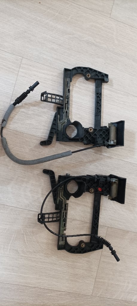 bmw z4 e85 e86 deur greep houder binnen werk links of rechts, Auto-onderdelen, Gebruikt, Deur, Links, Ophalen of Verzenden