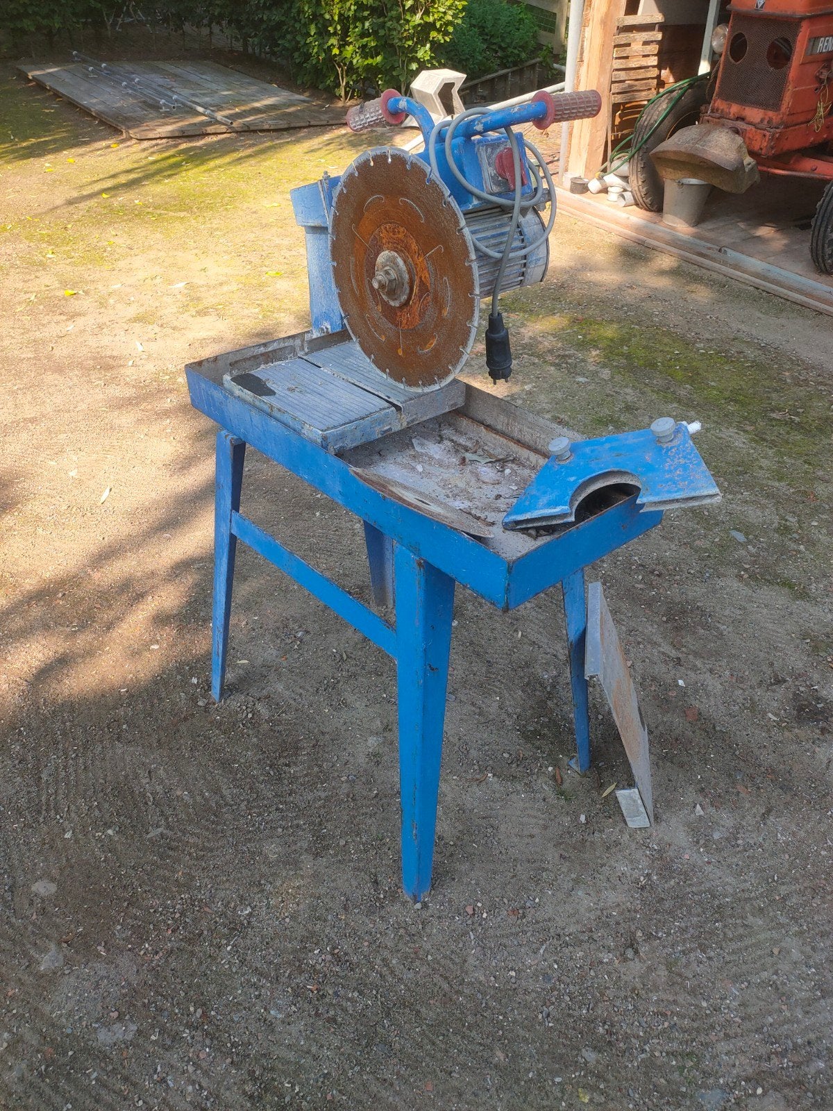 Steenzaag tafel, Ophalen, 1200 watt of meer, Cirkelzaag, 70 mm of meer